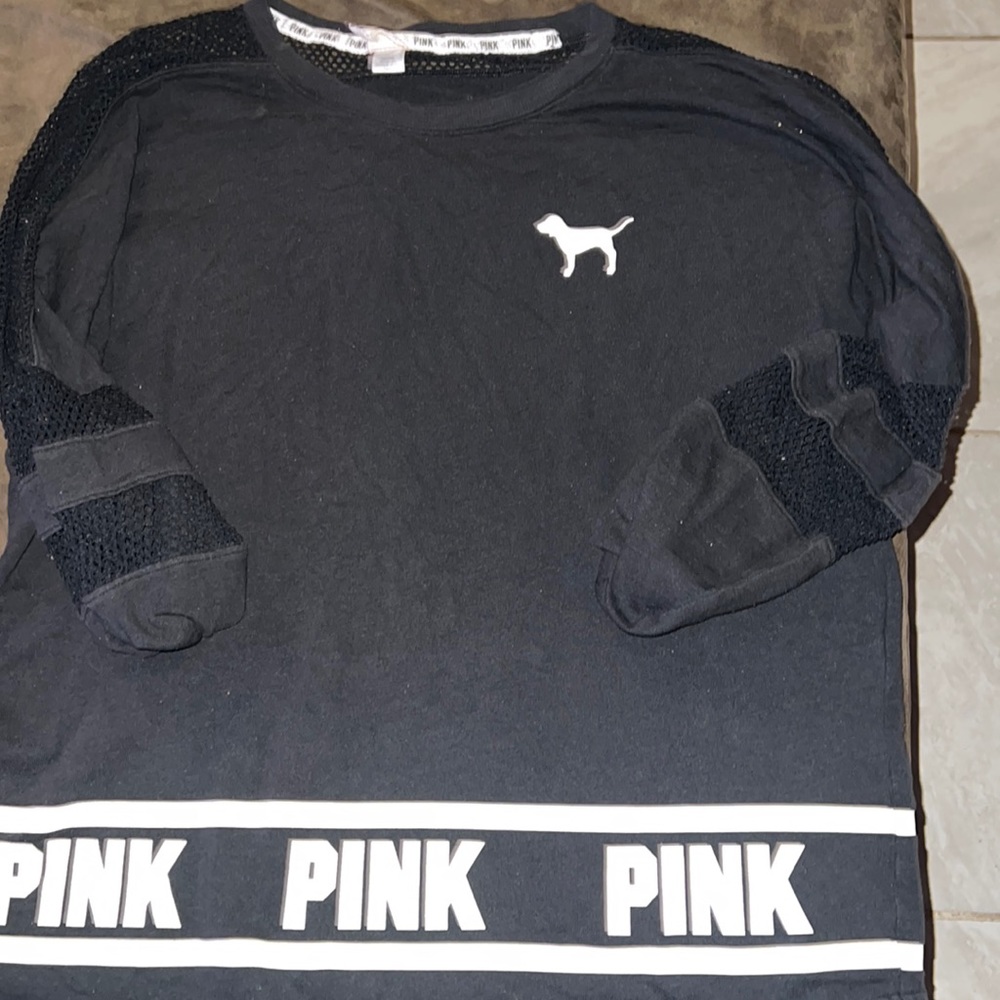 RARE PINK CREW NECK🖤